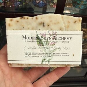 MODERN SKYN ALCHEMY SOAP lavender and mint